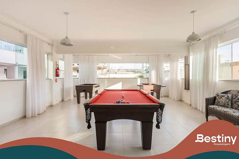 B305 - Apartamento com Sala de Jogos e Piscina