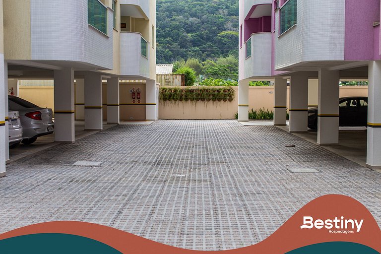 B305 - Apartamento com Sala de Jogos e Piscina